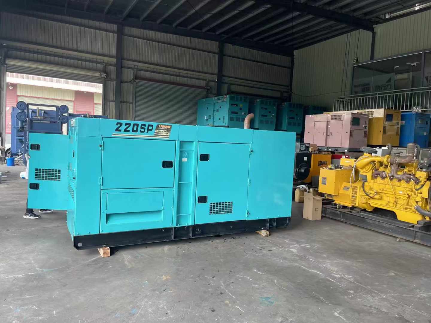 九所镇800kW 柴油发电机的输出电流波动范围是多少?